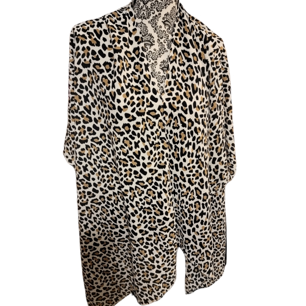 Leopard kimono